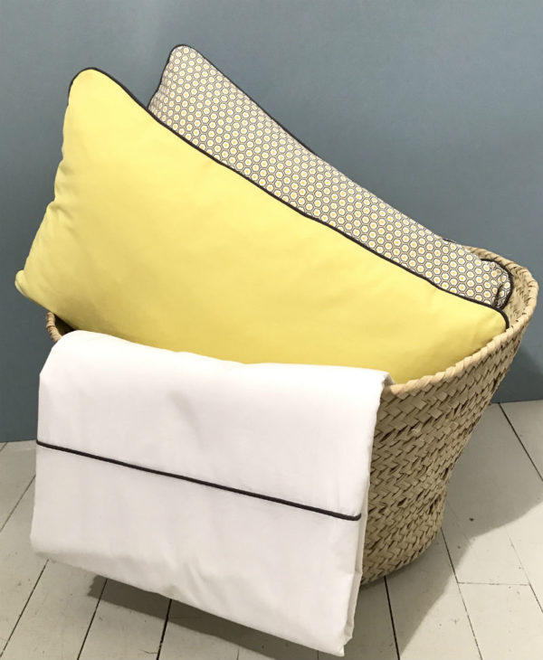 atelier couture lyon, cadeau enfant lyon, coussin lyon, décoration lyon, boutique deco lyon, baby shower lyon, magasin enfant lyon, cadeau personnalisé lyon, magasin pour bébé lyon, idée cadeau lyon, couturière lyon, idée cadeau originale lyon, magasin de décoration lyon, dragées lyon, magasin deco lyon, atelier lyon, boutique coco vanille, coussin lyon, broderie lyon, magasin bébé lyon