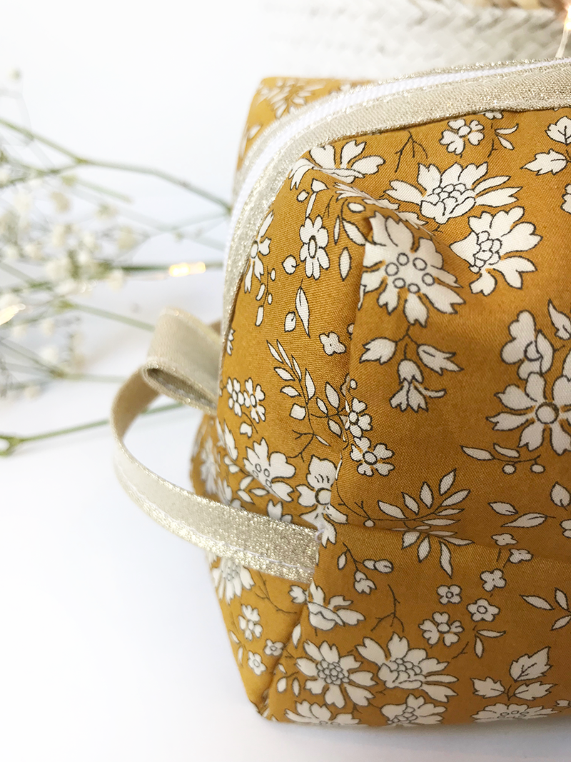 Trousse De Toilette Liberty Capel Moutarde Atelier Coco Vanille Trousse De Toilette Liberty Capel Moutarde Atelier Coco Vanille