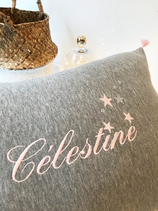 atelier couture lyon, cadeau enfant lyon, coussin lyon, décoration lyon, boutique deco lyon, baby shower lyon, magasin enfant lyon, cadeau personnalisé lyon, magasin pour bébé lyon, idée cadeau lyon, couturière lyon, idée cadeau originale lyon, magasin de décoration lyon, dragées lyon, magasin deco lyon, atelier lyon, boutique coco vanille, coussin lyon, broderie lyon, magasin bébé lyon