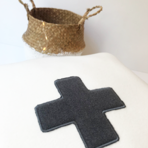atelier couture lyon, cadeau enfant lyon, coussin lyon, décoration lyon, boutique deco lyon, baby shower lyon, magasin enfant lyon, cadeau personnalisé lyon, magasin pour bébé lyon, idée cadeau lyon, couturière lyon, idée cadeau originale lyon, magasin de décoration lyon, dragées lyon, magasin deco lyon, atelier lyon, boutique coco vanille, coussin lyon, broderie lyon, magasin bébé lyon