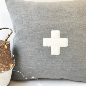 atelier couture lyon, cadeau enfant lyon, coussin lyon, décoration lyon, boutique deco lyon, baby shower lyon, magasin enfant lyon, cadeau personnalisé lyon, magasin pour bébé lyon, idée cadeau lyon, couturière lyon, idée cadeau originale lyon, magasin de décoration lyon, dragées lyon, magasin deco lyon, atelier lyon, boutique coco vanille, coussin lyon, broderie lyon, magasin bébé lyon