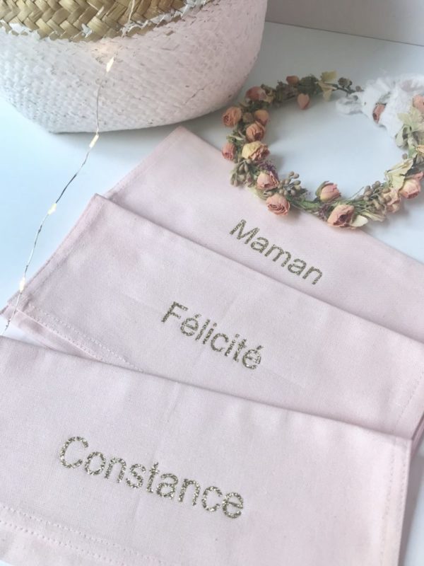 atelier couture lyon, cadeau enfant lyon, coussin lyon, décoration lyon, boutique deco lyon, baby shower lyon, magasin enfant lyon, cadeau personnalisé lyon, magasin pour bébé lyon, idée cadeau lyon, couturière lyon, idée cadeau originale lyon, magasin de décoration lyon, dragées lyon, magasin deco lyon, atelier lyon, boutique coco vanille, coussin lyon, broderie lyon, magasin bébé lyon